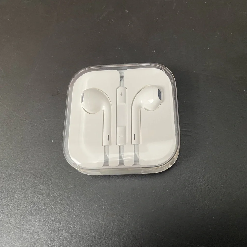 🎉Host Pick🎉Apple Ear Pods-Wired-New